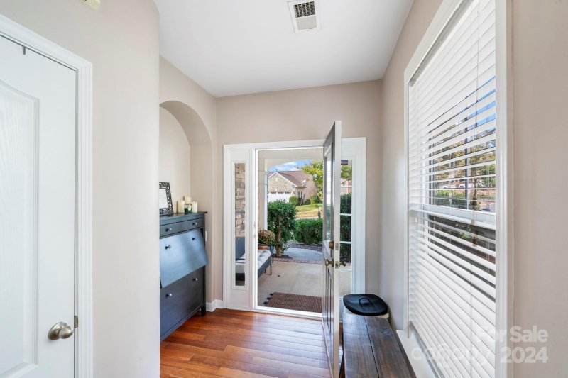 Property image 3 at 14016 Mallard Lake Road, Charlotte, NC 28262