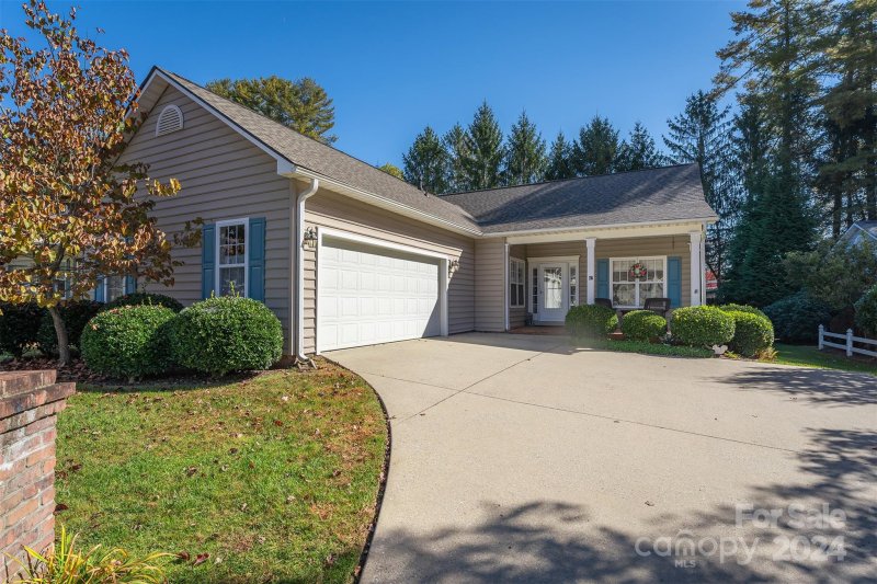 Property image 3 at 87 Cambridge Drive, Brevard, NC 28712