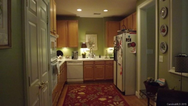 Property image 3 at 342 Wendover Heights Circle, Charlotte, NC 28211