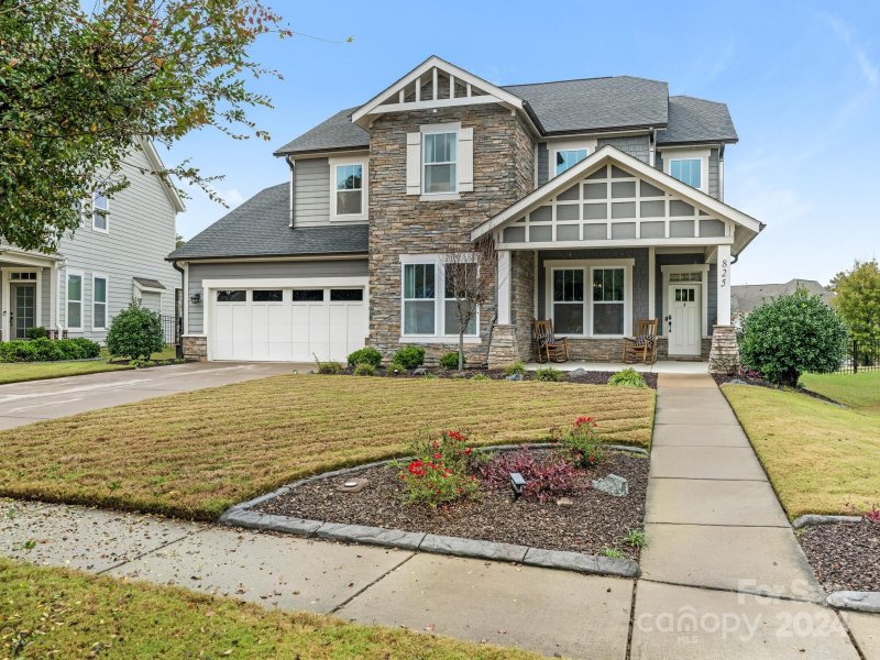 825 Sassafras Green Drive