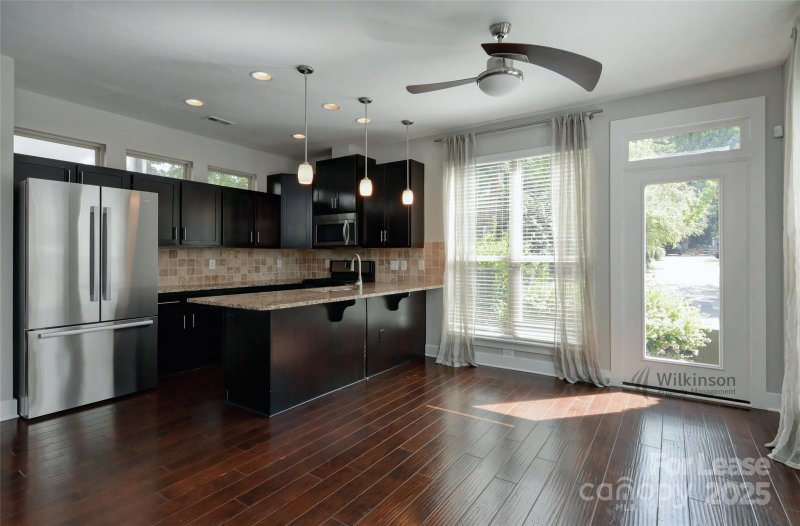 Property image 2 at 963 Warren Burgess Lane, Charlotte, NC 28205