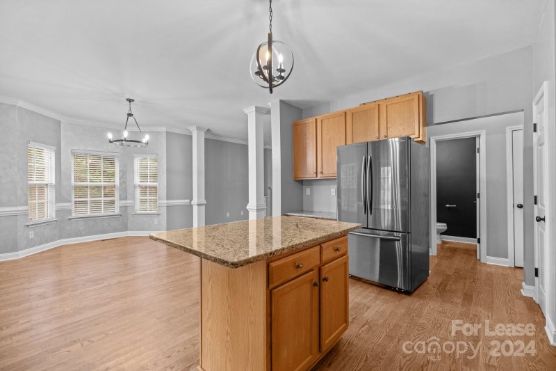 Property image 5 at 5727 Charing Place, Charlotte, NC 28211