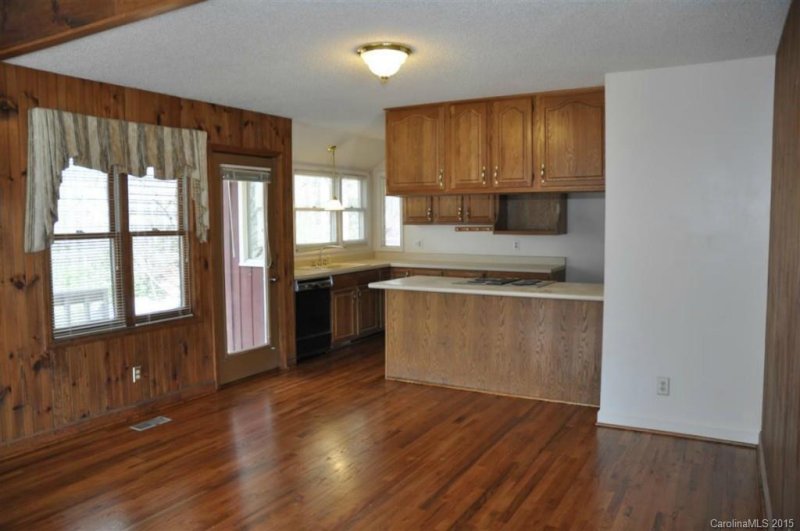 Property image 2 at 495 River Haven Drive, Taylorsville, NC 28681