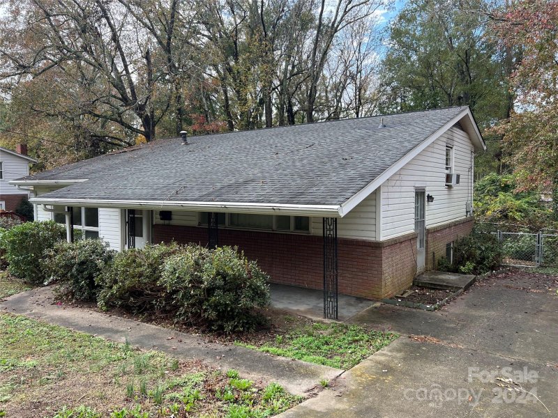 Property image 5 at 1521 Anthony Drive, Gastonia, NC 28052
