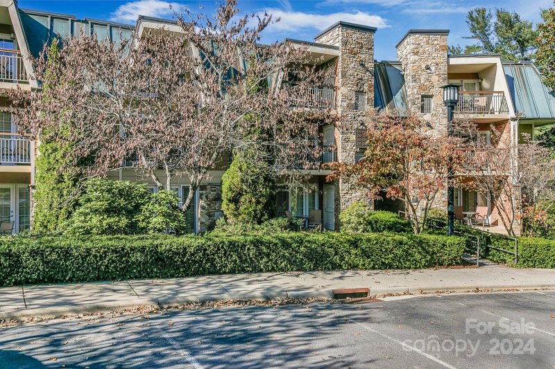 Property image 2 at 230 Bowling Park Road, Asheville, NC 28803