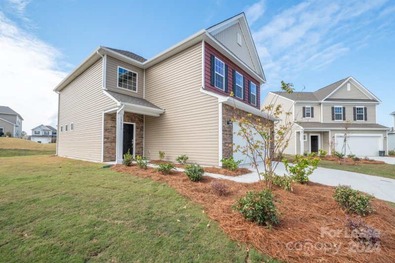 Property image 3 at 19011 Direwolf Cove, Charlotte, NC 28278
