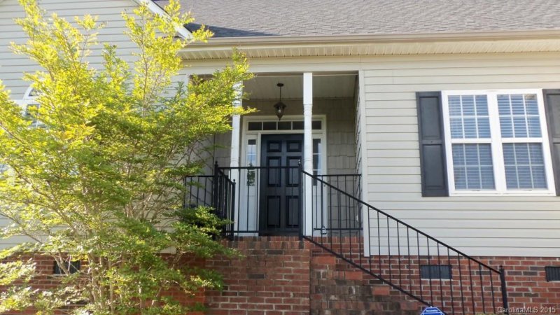 Property image 5 at 2008 Alton Court, Lowell, NC 28098