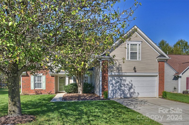 Property image 2 at 14446 Arlandes Drive, Charlotte, NC 28278