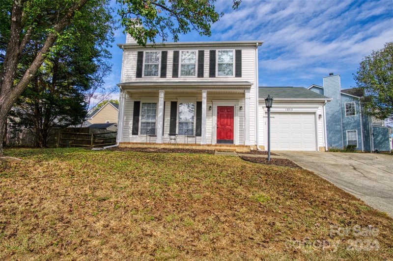Property image 2 at 13313 Bolingbrook Lane, Charlotte, NC 28273