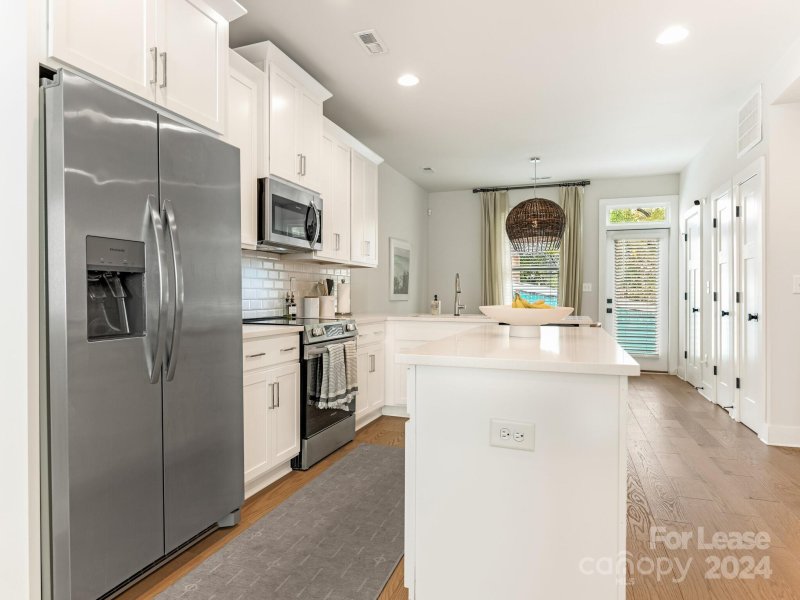 Property image 2 at 5112 York Park Lane, Charlotte, NC 28217