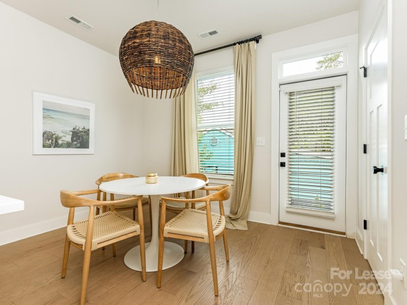 Property image 5 at 5112 York Park Lane, Charlotte, NC 28217