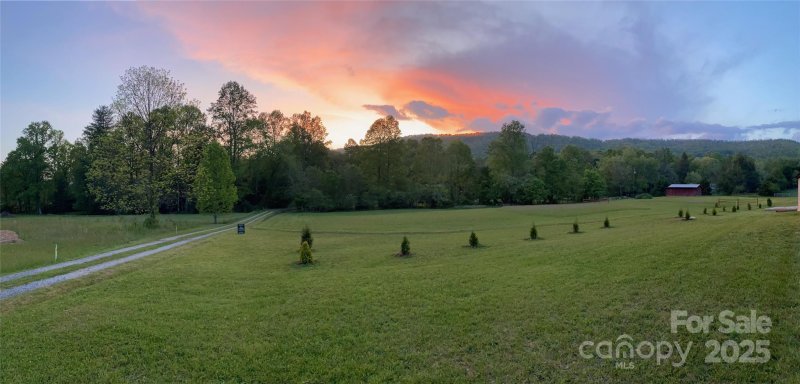 Property image 3 at 9999 Hunters Ridge Drive, Mills River, NC 28759