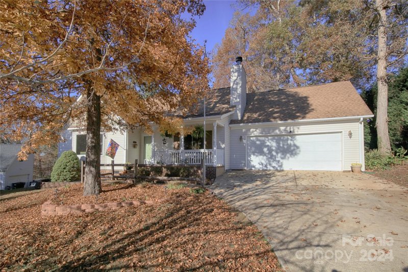 Property image 4 at 108 Gatwick Court, Statesville, NC 28677