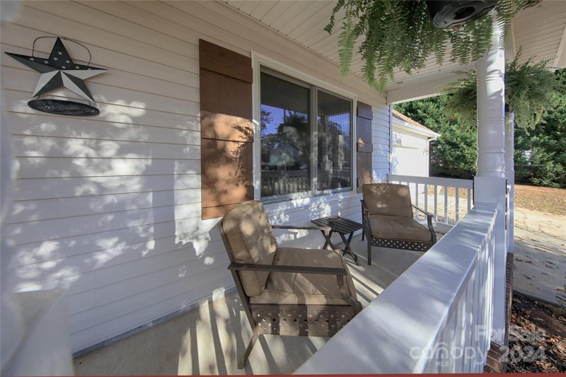 Property image 5 at 108 Gatwick Court, Statesville, NC 28677