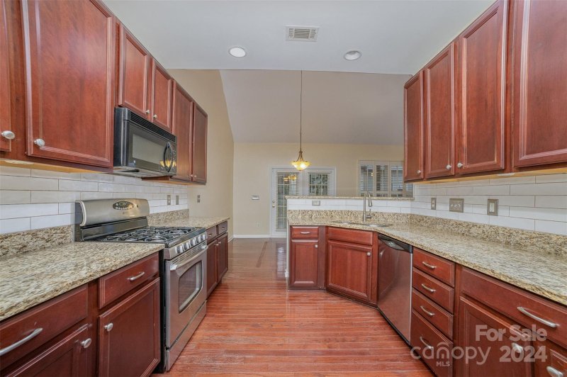 Property image 5 at 10954 Stone Trail Road, Charlotte, NC 28213