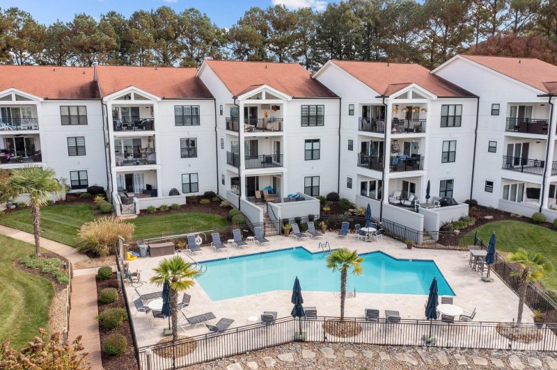 Property image 2 at 17810 Half Moon Lane, Cornelius, NC 28031