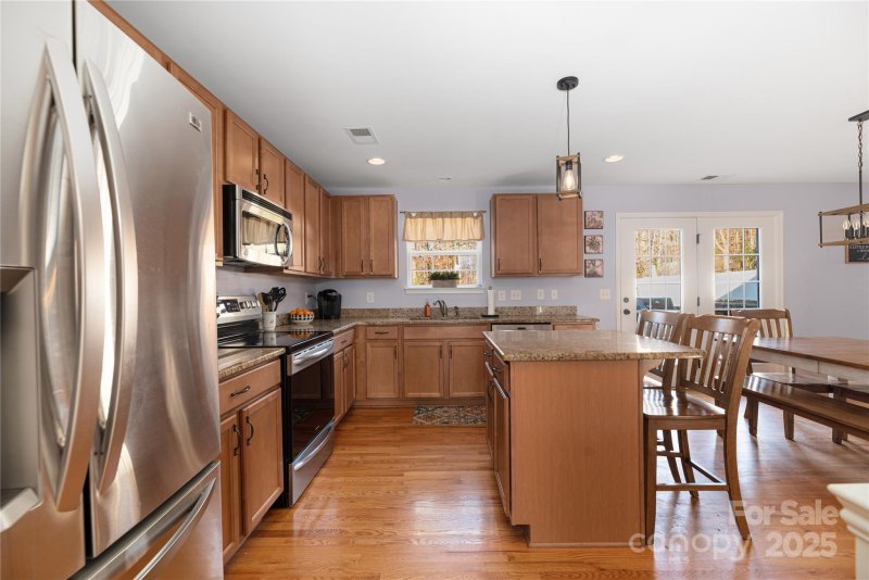 Property image 5 at 160 Hedgewood Drive, Mooresville, NC 28115