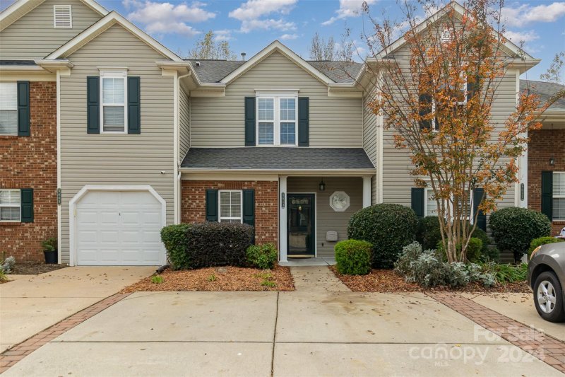Property image 4 at 9013 Cinnabay Drive, Charlotte, NC 28216
