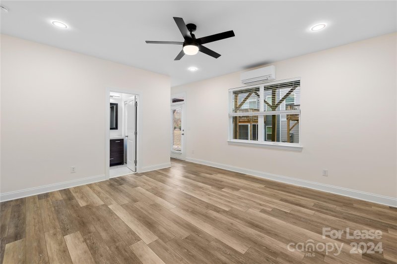 Property image 4 at 10310 Glenmere Creek Circle, Charlotte, NC 28262