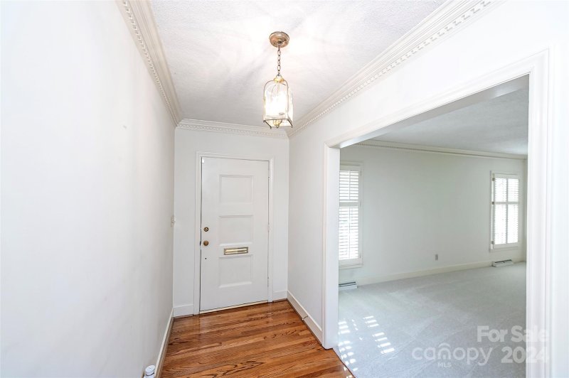 Property image 4 at 5419 Doncaster Drive, Charlotte, NC 28211