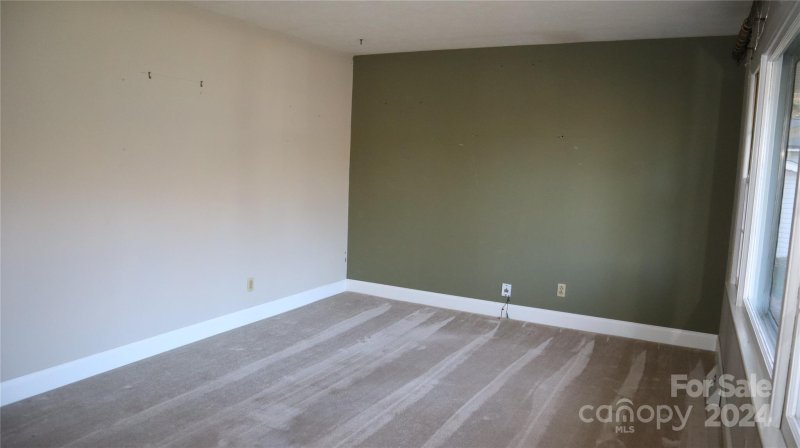 Property image 4 at 84 Debra Lane, Asheville, NC 28806