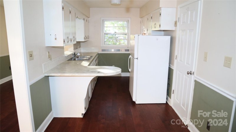 Property image 5 at 84 Debra Lane, Asheville, NC 28806