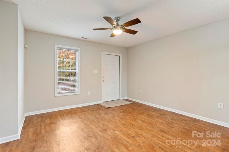 Property image 5 at 106 Locomotive Lane, Mooresville, NC 28115