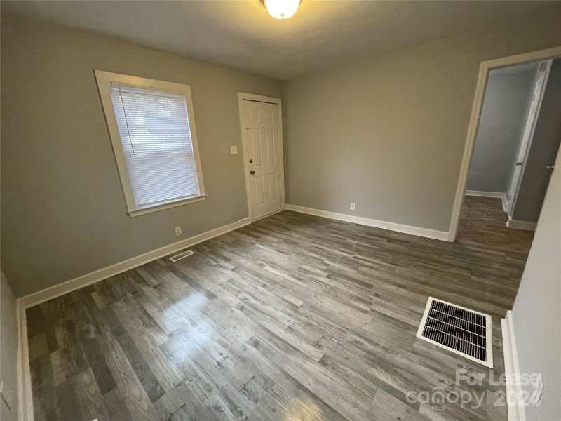 Property image 3 at 1521 Norris Avenue, Charlotte, NC 28206