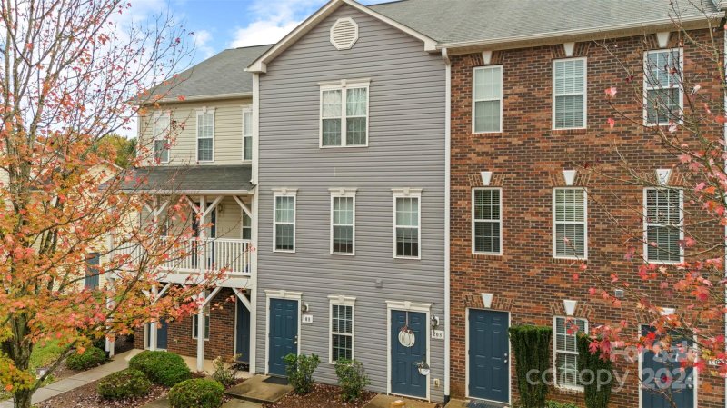 Property image 2 at 106 Locomotive Lane, Mooresville, NC 28115