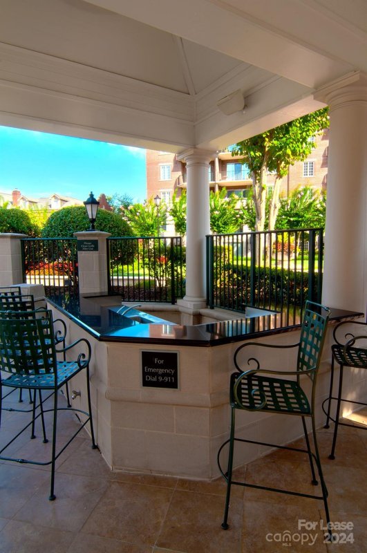 Property image 5 at 300 W 5th Street, Charlotte, NC 28202