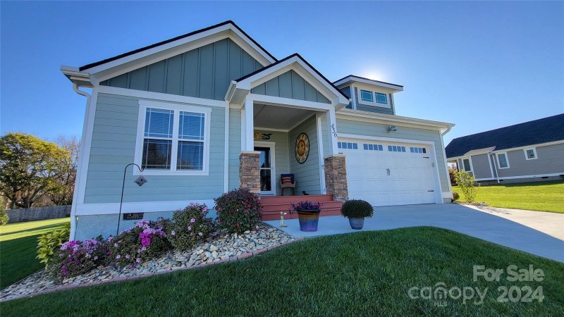 456 Windy Acres Knoll Drive