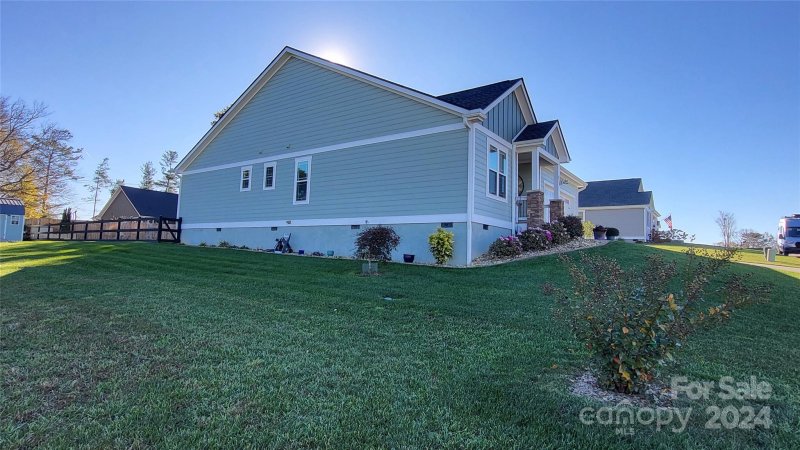 Property image 5 at 456 Windy Acres Knoll Drive, Hendersonville, NC 28792