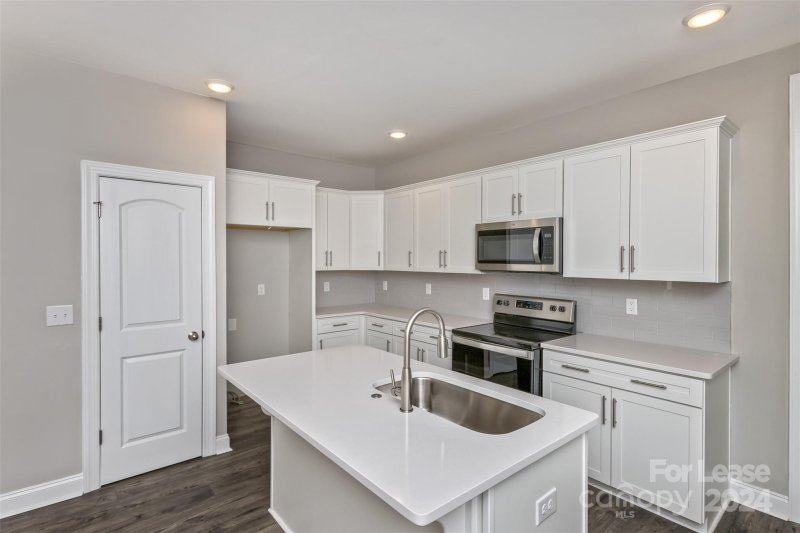 Property image 2 at 62 Walnut Springs Drive, Asheville, NC 28804