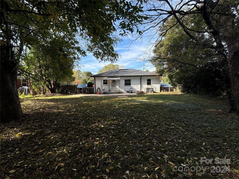 Property image 4 at 3427 Eastway Drive, Charlotte, NC 28205