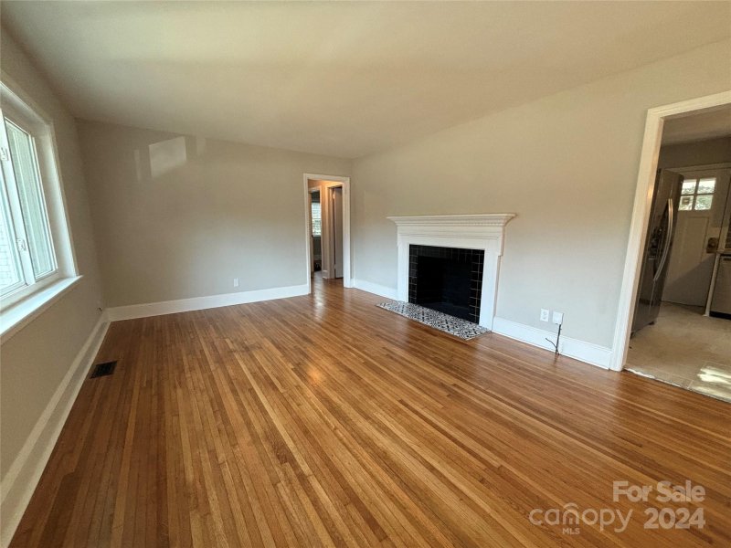 Property image 5 at 3427 Eastway Drive, Charlotte, NC 28205