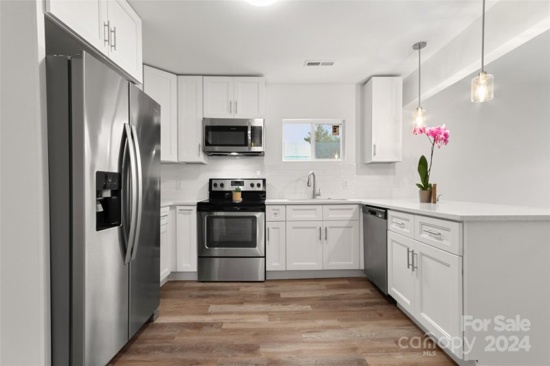 Property image 5 at 647 Simpson Street, Rock Hill, SC 29730
