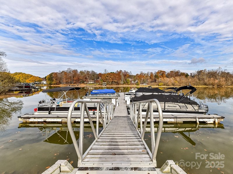 Property image 4 at 129 Coronilla Road, Mooresville, NC 28117