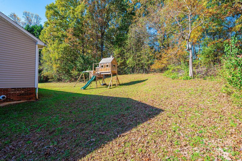 Property image 4 at 4189 Hemingway Drive, Hickory, NC 28601