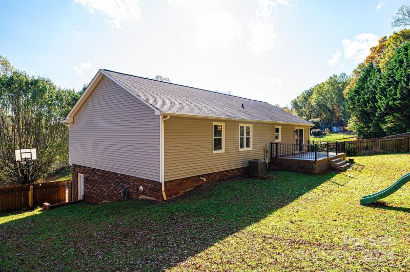 Property image 5 at 4189 Hemingway Drive, Hickory, NC 28601