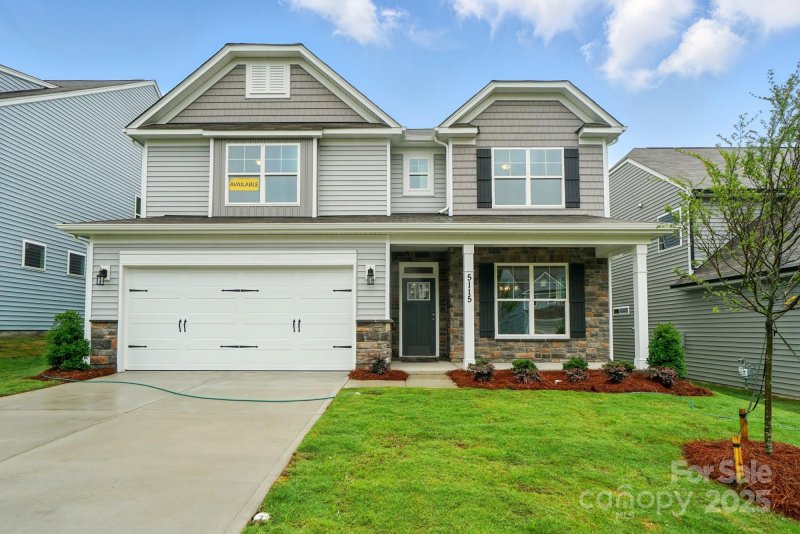 Property image 4 at 5115 Heathland Drive, Charlotte, NC 28215