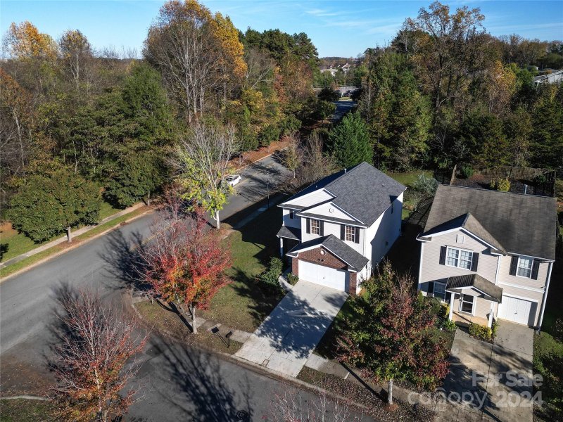 Property image 4 at 9240 Newfield Street, Charlotte, NC 28216