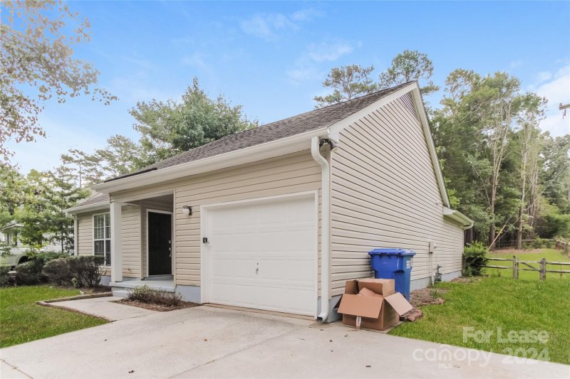 Property image 3 at 12433 Danby Road, Pineville, NC 28134