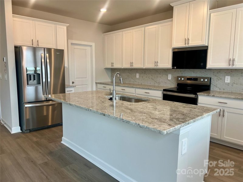 Property image 3 at 106 Obadiah Court, Troutman, NC 28115