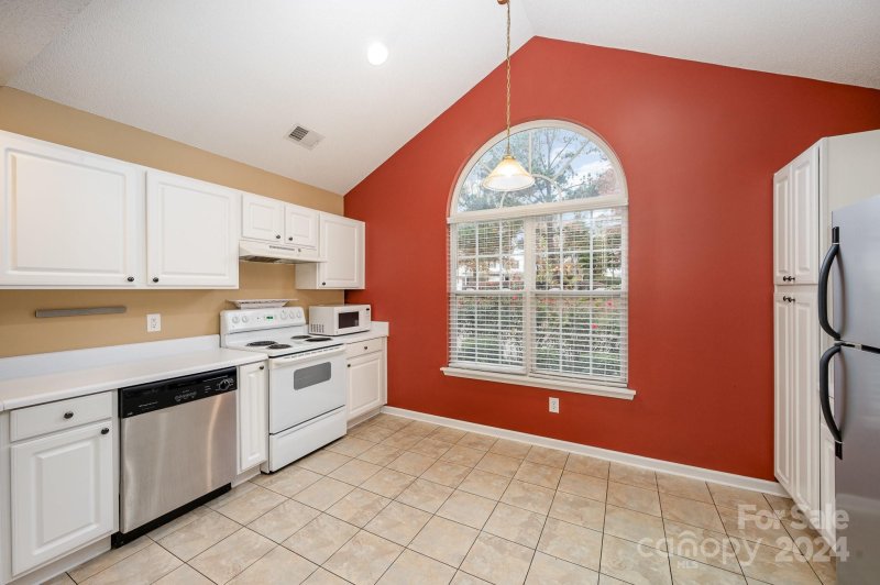 Property image 5 at 10650 Greyhound Drive, Charlotte, NC 28269