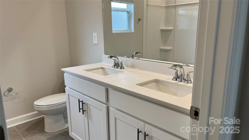 Property image 2 at 102 Obadiah Court, Troutman, NC 28115