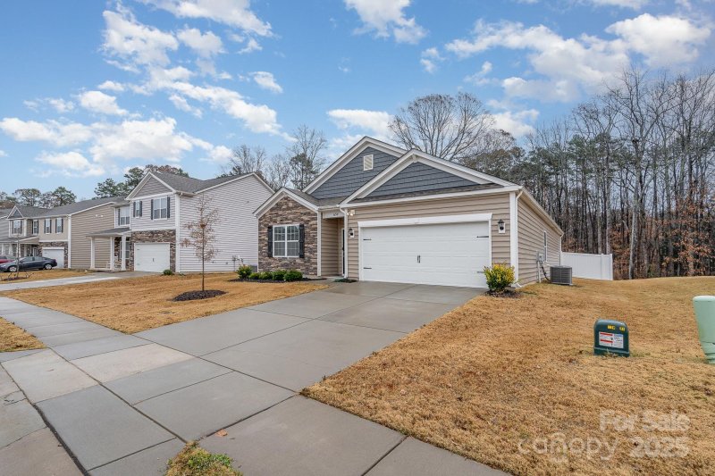 Property image 3 at 654 Saddlebred Lane, Locust, NC 28097