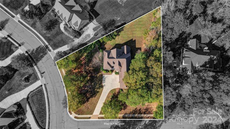 Property image 3 at 2009 Princessa Drive, Matthews, NC 28104