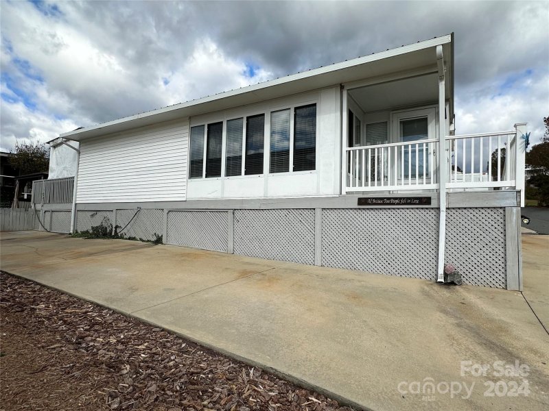 Property image 2 at 215 Grand View Drive, New London, NC 28127