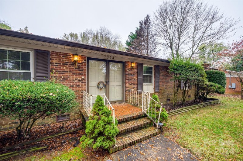 Property image 2 at 7834 Rainbow Drive, Charlotte, NC 28227