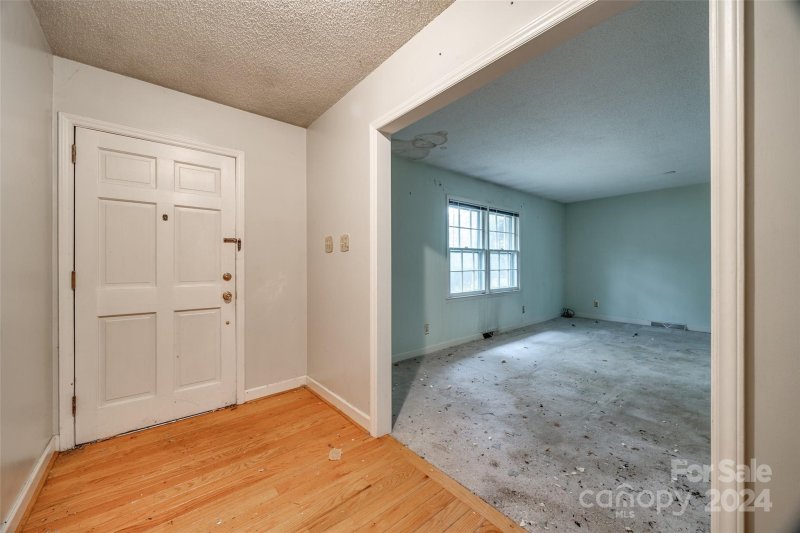 Property image 3 at 7834 Rainbow Drive, Charlotte, NC 28227